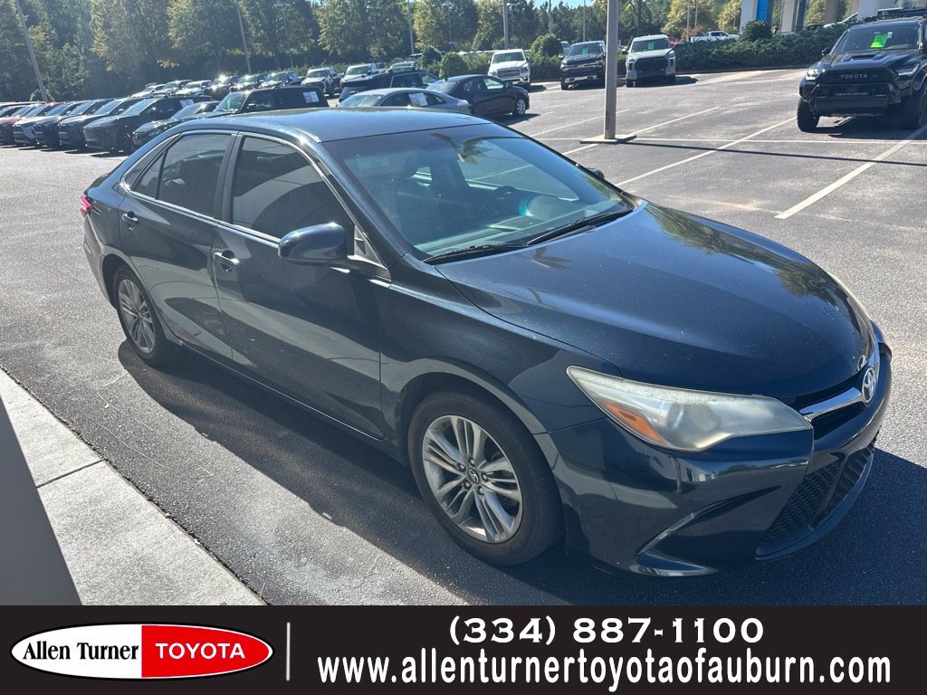Used 2017 Black Toyota SE image 1