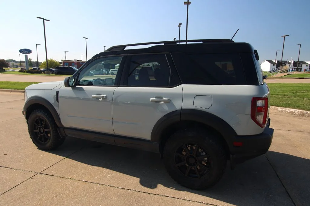 Used 2021  Ford Outer Banks image 16