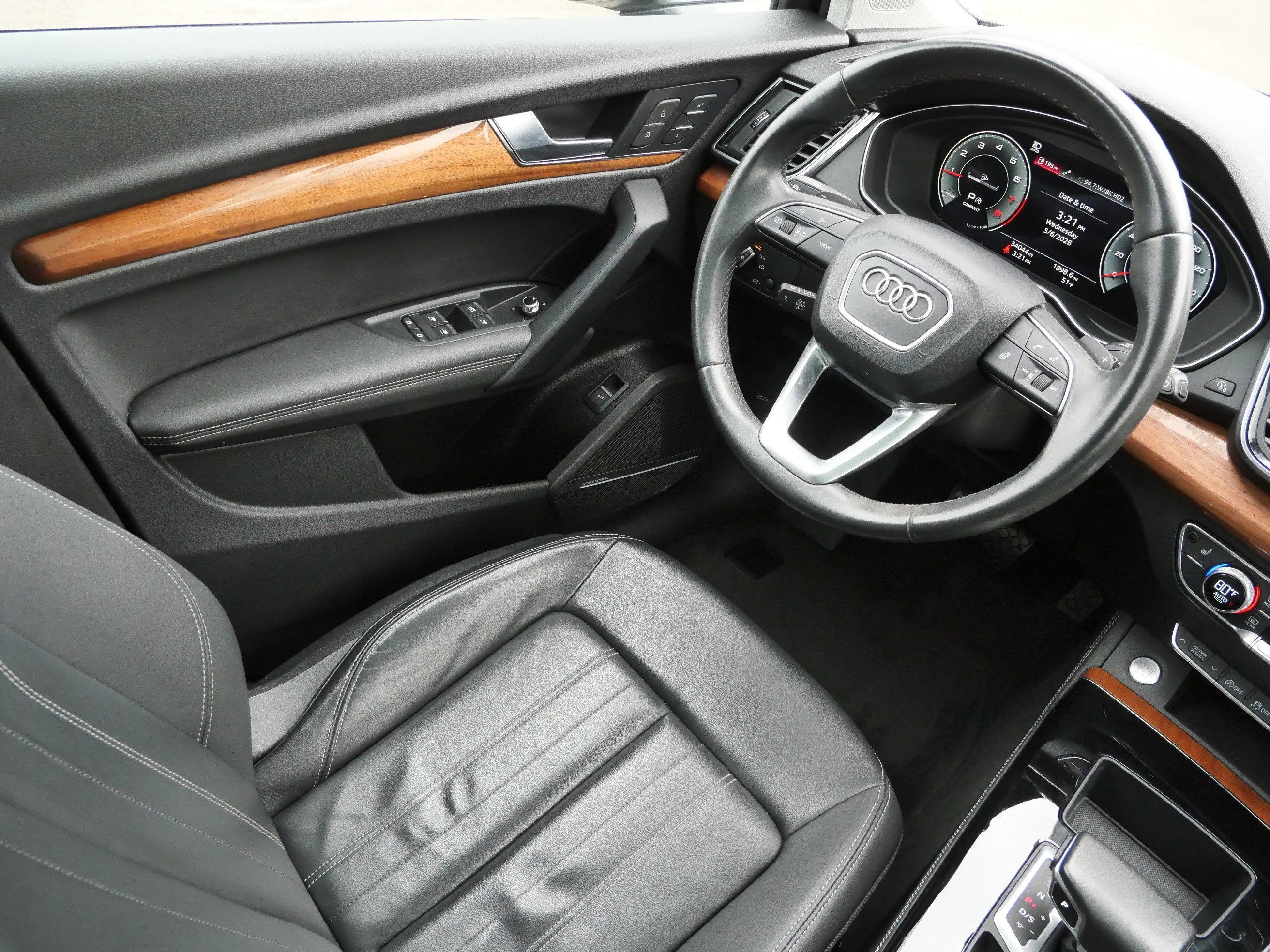 Used 2023 Mythos Black Metallic Audi S line Premium Plus image 9