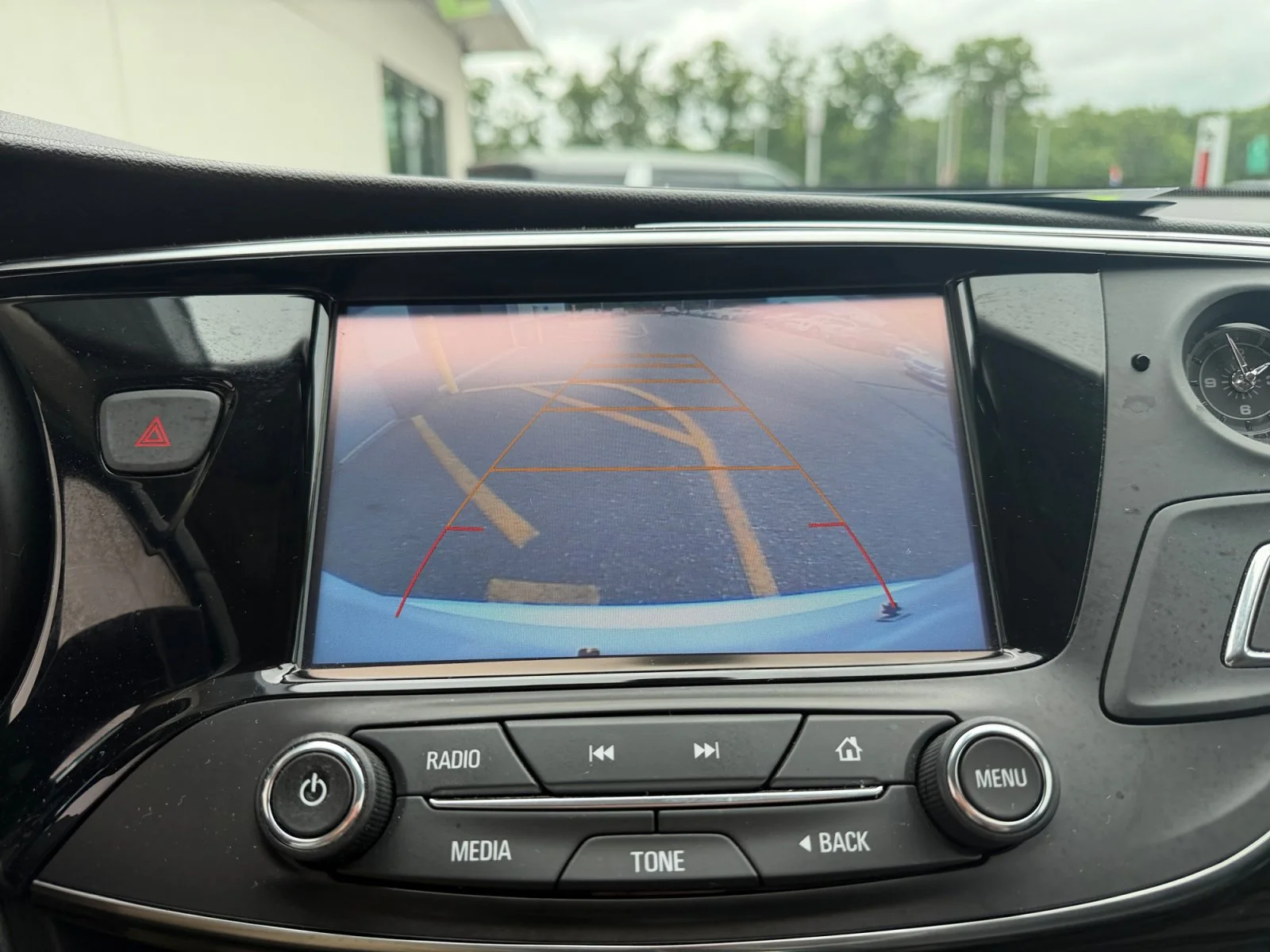 Used 2017 Summit White Buick Essence image 20