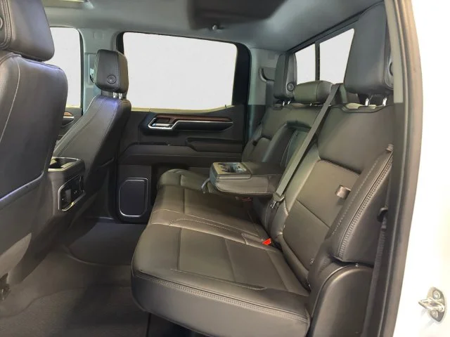 Used 2023 White GMC Denali image 14