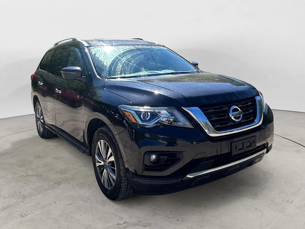 Used 2020 Magnetic Black Pearl Nissan SL image 8