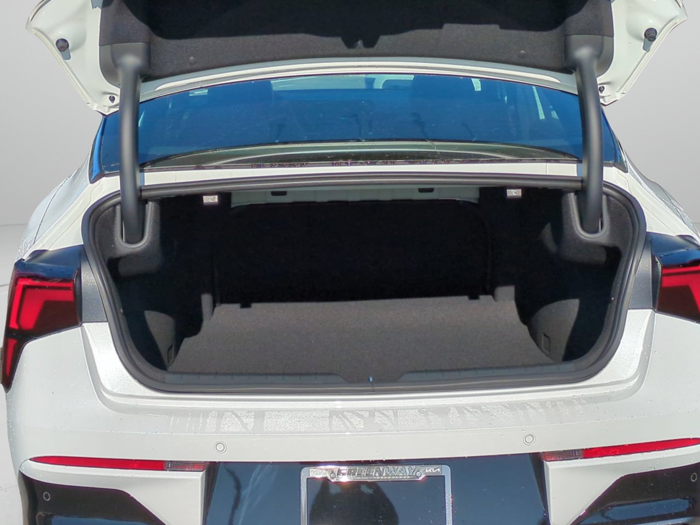 New 2026 Snow White Pearl Kia GT-Line image 14