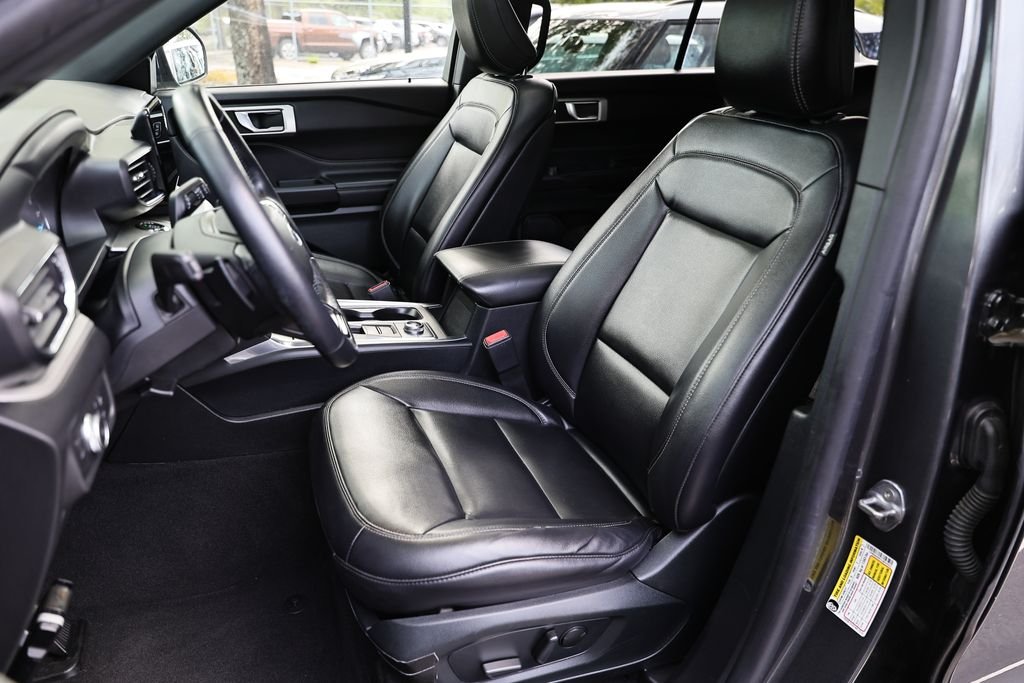 Used 2020 Magnetic Metallic Ford XLT image 19