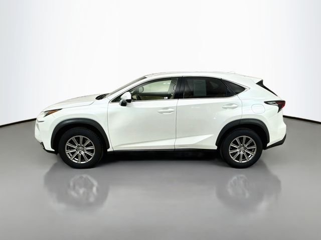 Used 2017  Lexus 200t image 4