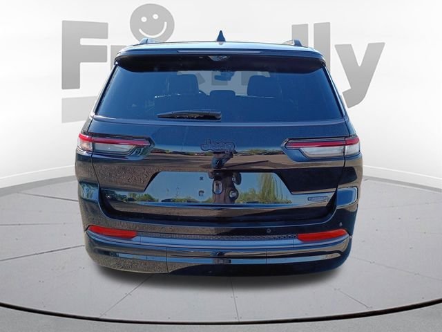 New 2026 Diamond Black Crystal Pearl-Coat Exterior Paint Jeep Summit image 6