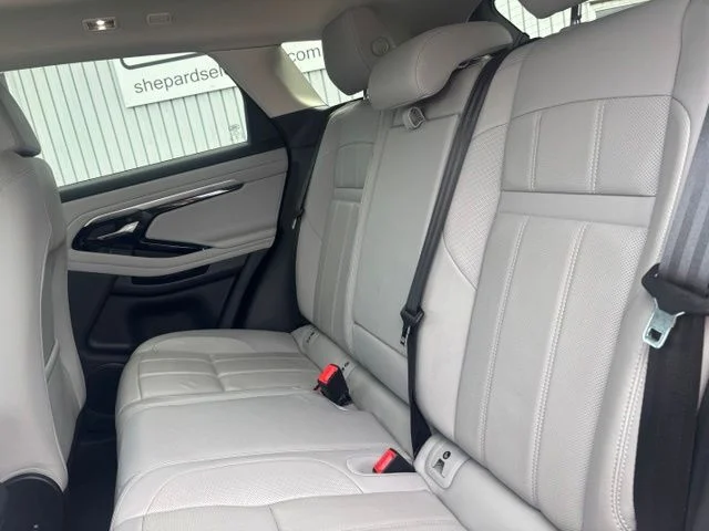 Used 2023 Gray Land Rover S image 10