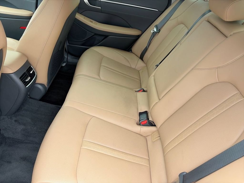 Used 2025 White Hyundai Limited image 13