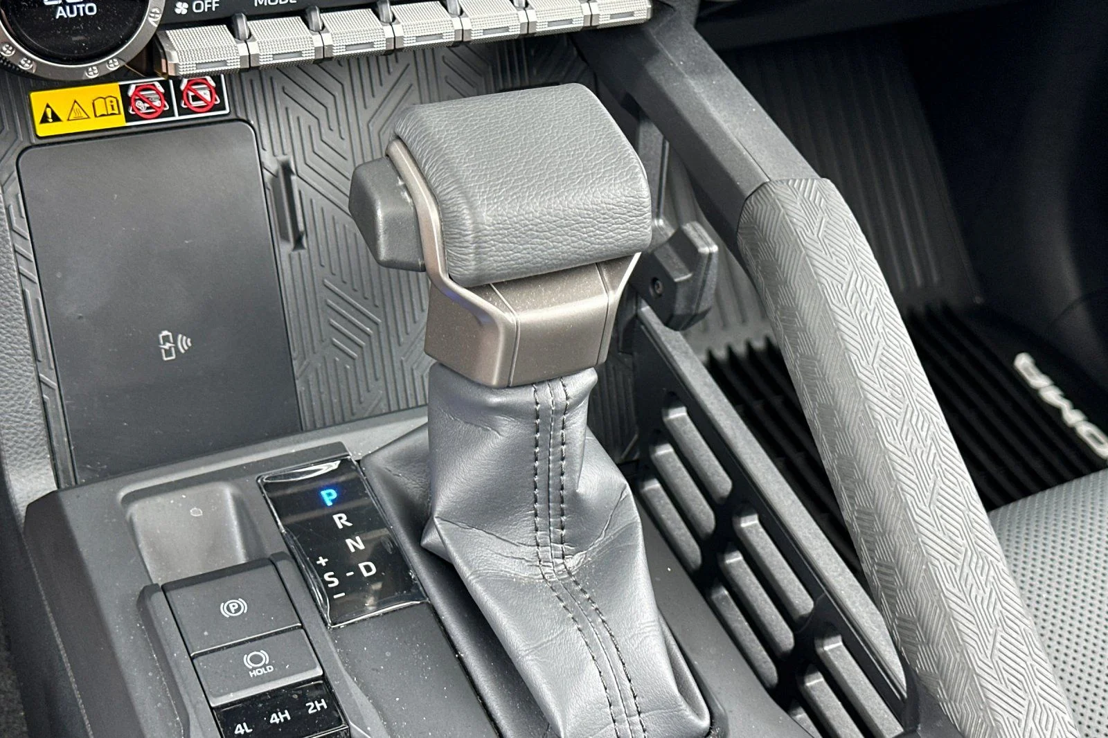 Used 2025 Red Toyota Limited image 19