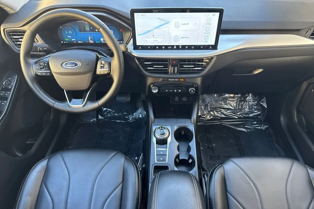 Used 2025 Gray Metallic Ford 700A image 15