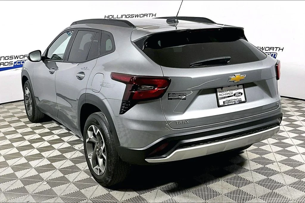 Certified Used 2025 Sterling Gray Metallic Chevrolet LT image 8