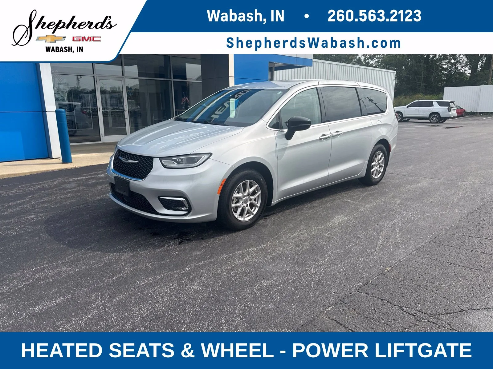 2024 Chrysler Pacifica Touring L