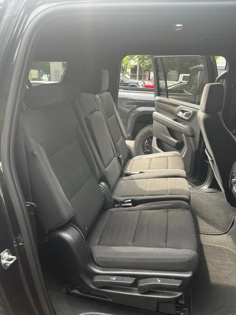 Used 2023 Gray GMC SLE image 11