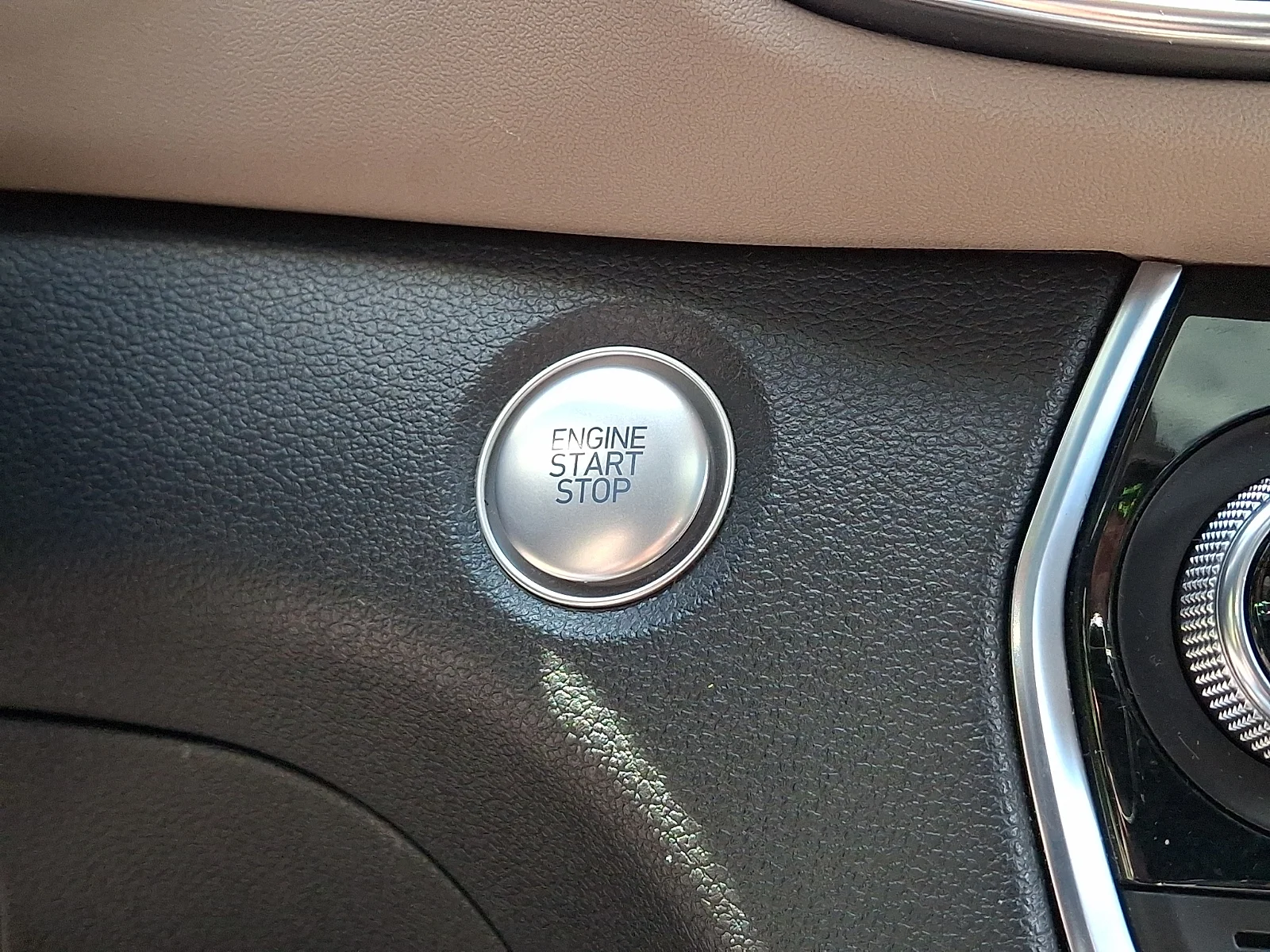 Used 2020 Calypso Red - Y2E Hyundai SEL image 25
