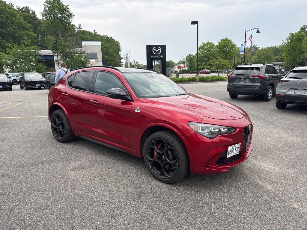 2024 Alfa Romeo Stelvio Quadrifoglio AWD's photo
