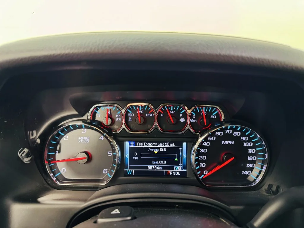 Used 2019 Black GMC SLE image 12