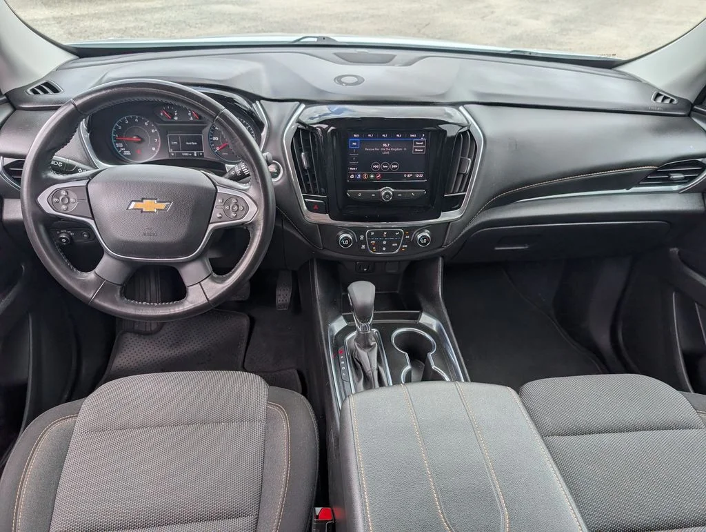 Used 2021 White Chevrolet LT image 21