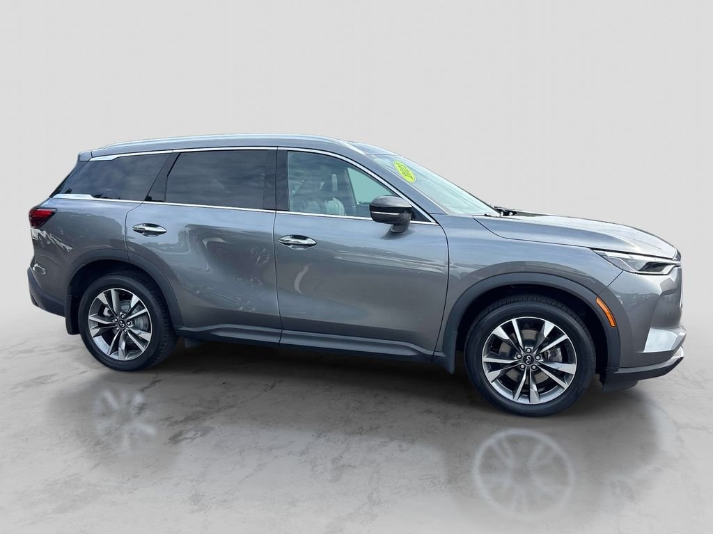 Certified Used 2023 Gray INFINITI LUXE image 6