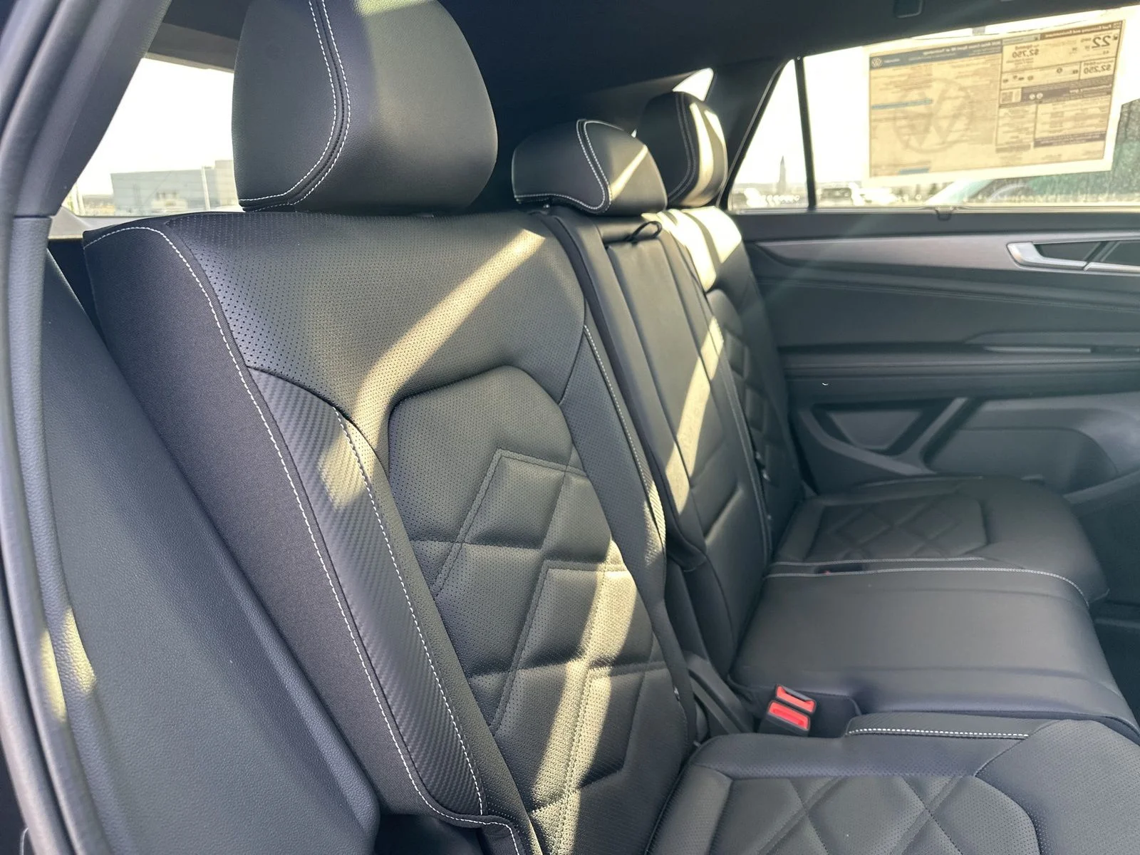 New 2026 Black Volkswagen 2.0T SE w/Technology image 31