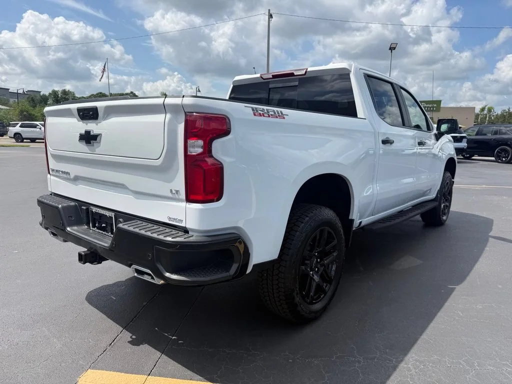 2026 Chevrolet Silverado 1500 LT Trail Boss - Photo 8