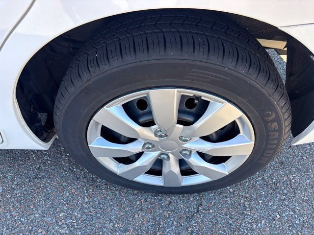 Used 2015 Super White Toyota LE image 11