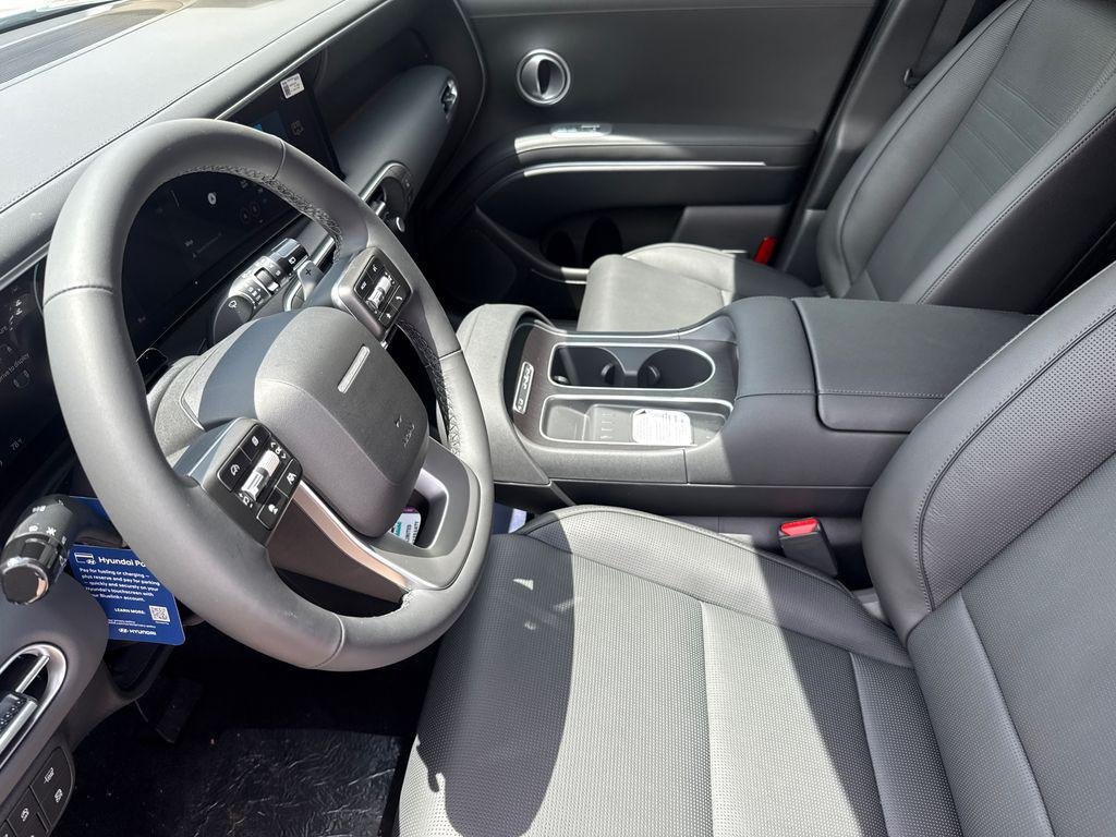 New 2026 White Hyundai Limited FWD image 20