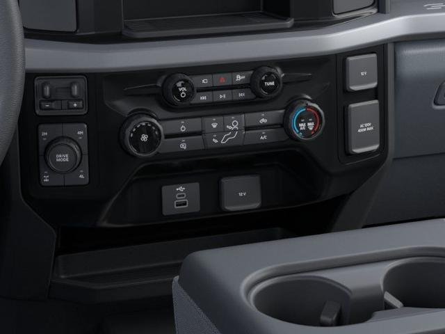 New 2026 Oxford White Ford F-250® XL image 37