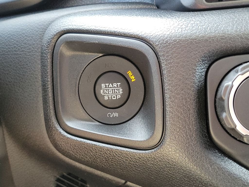 New 2026 Joose Exterior Paint Jeep Sport S image 23