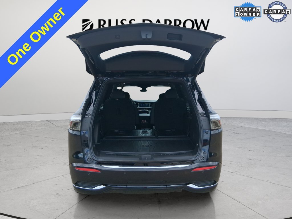 Used 2023 Black Buick Avenir image 29
