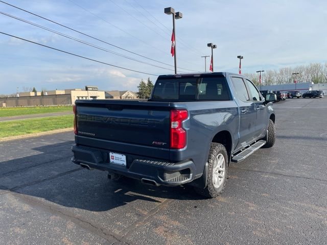 Used 2019 Blue Chevrolet RST image 5