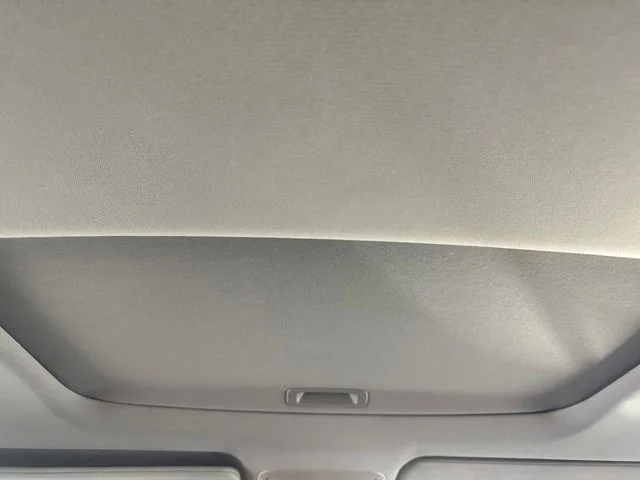 Used 2018 White Honda EX-L image 35