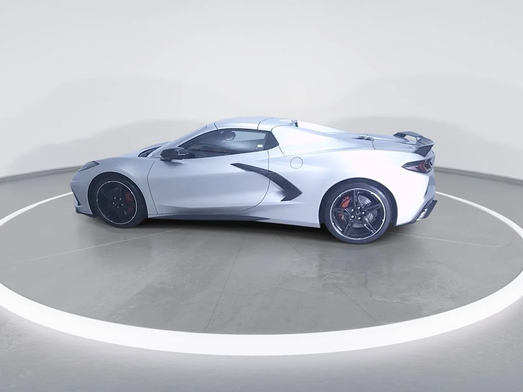 Used 2020 Silver Chevrolet Stingray image 6