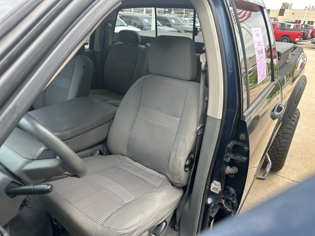 Used 2008 Patriot Blue Pearlcoat Dodge SLT image 27