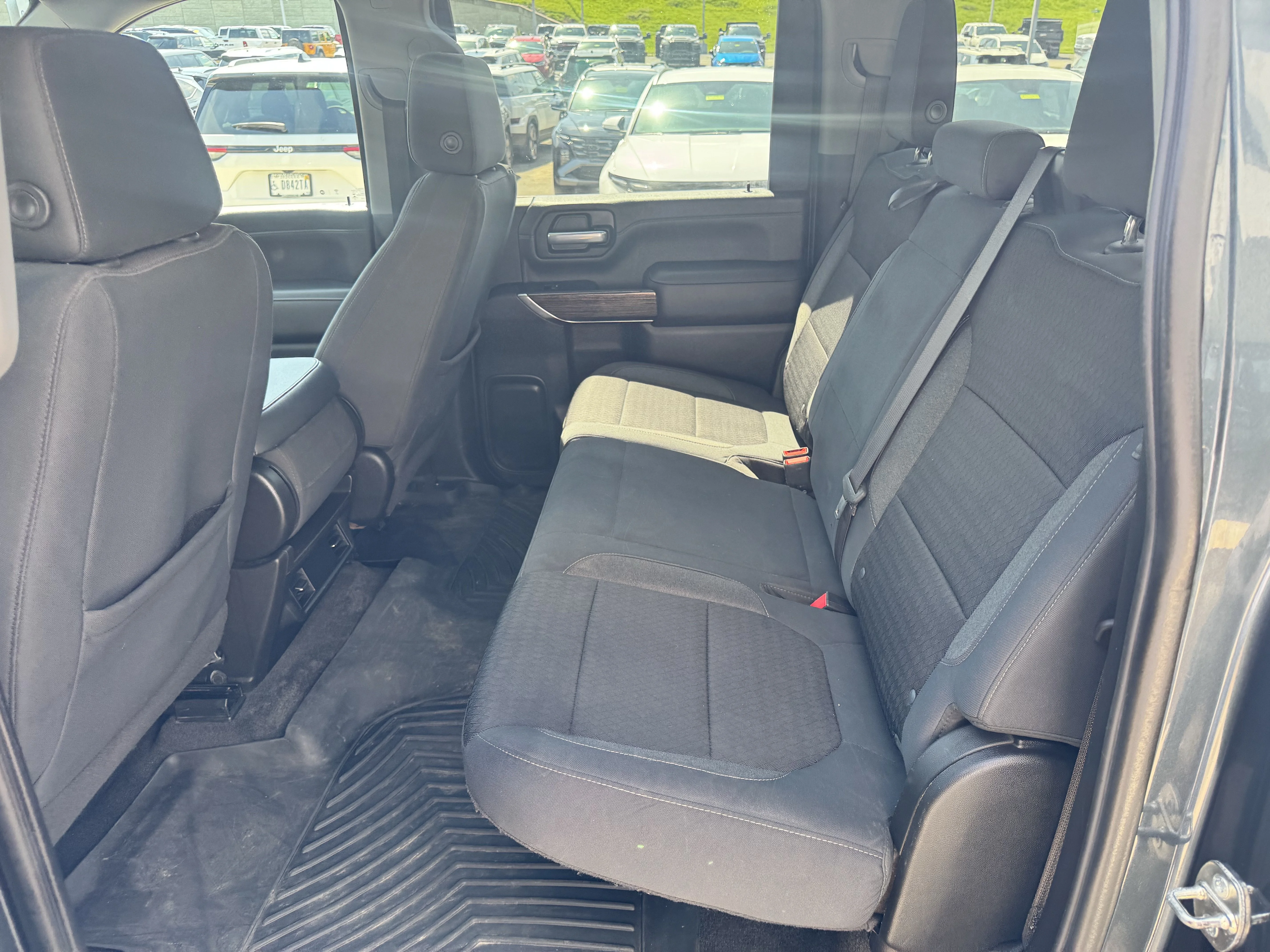 Used 2020 Dark Sky Metallic GMC SLE image 16