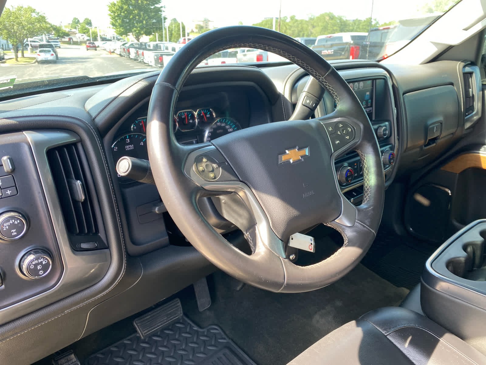 Used 2017 GRAPHITE METALLIC Chevrolet LTZ image 9