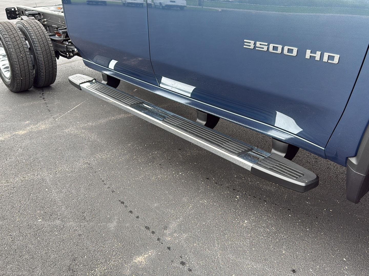 New 2026 Lakeshore Blue Metallic Chevrolet LT image 22