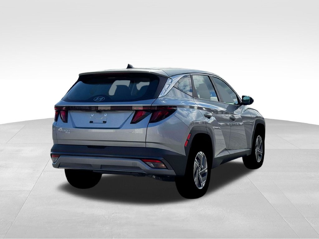 Used 2026 Silver Hyundai Blue SE image 9
