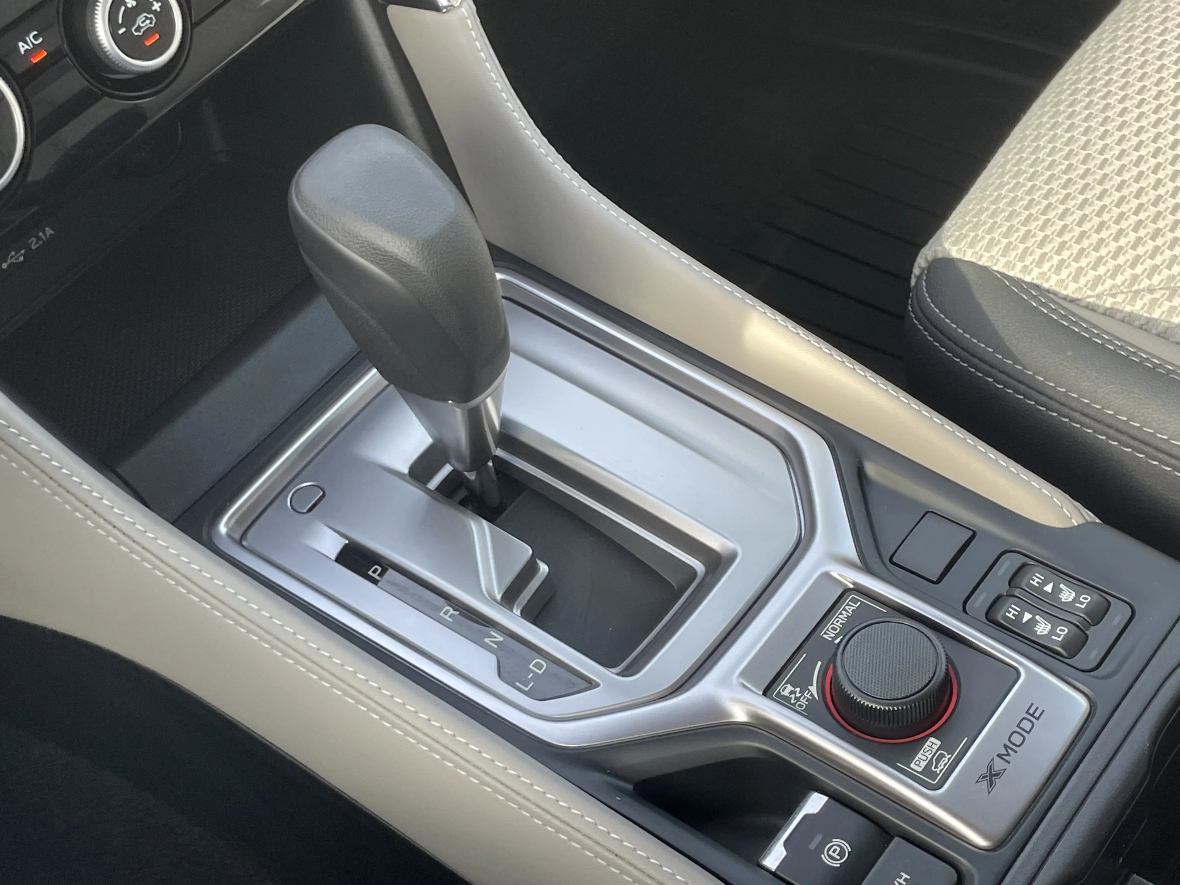 Used 2024 Magnetite Gray Metallic Subaru Premium image 23