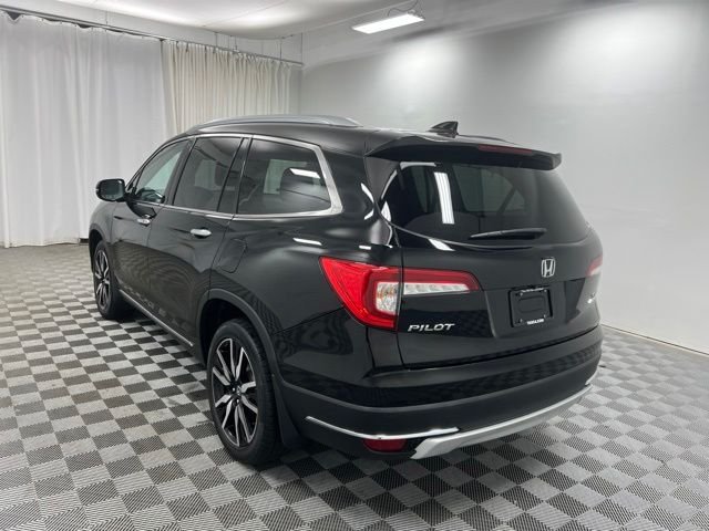 Used 2020 Black Honda Touring image 6