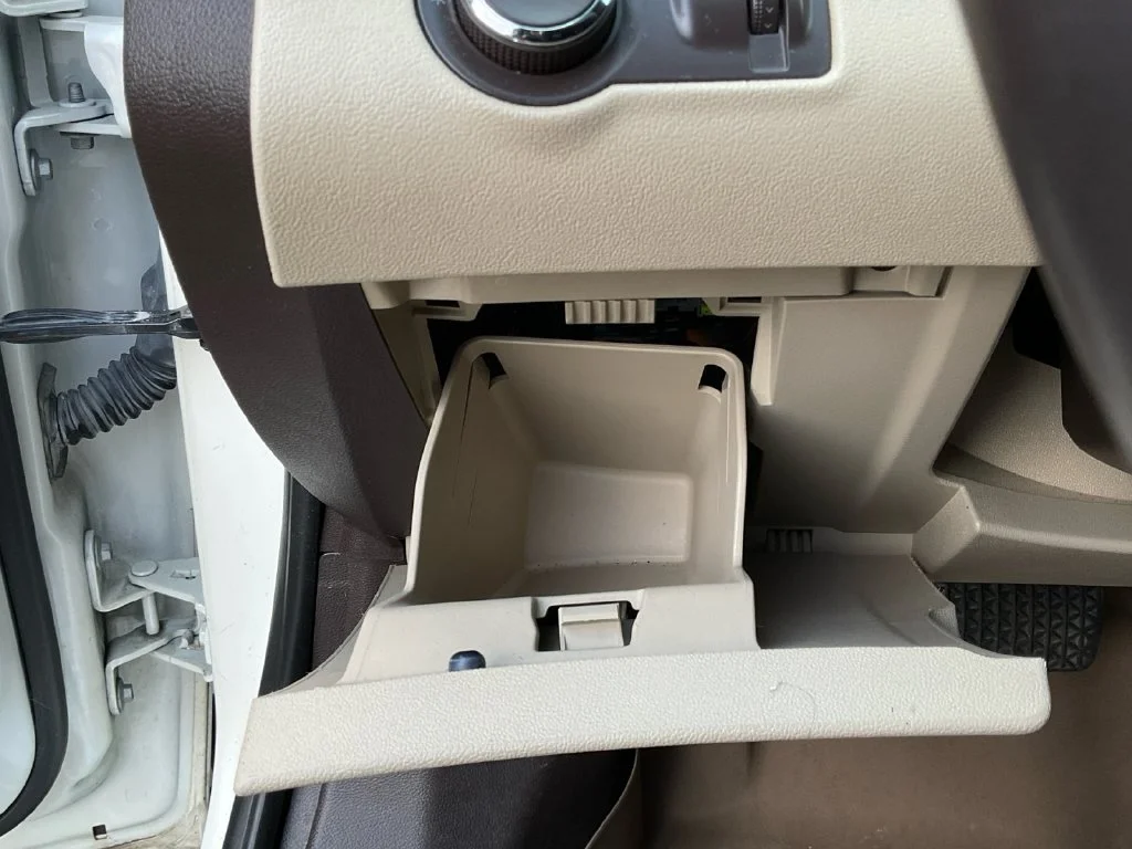 Used 2012 White Buick Premium I image 27