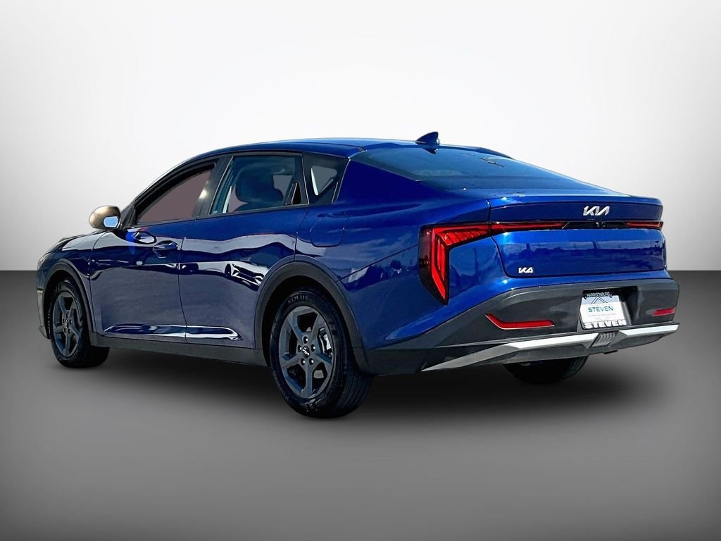 Used 2025 Blue Kia LXS image 4