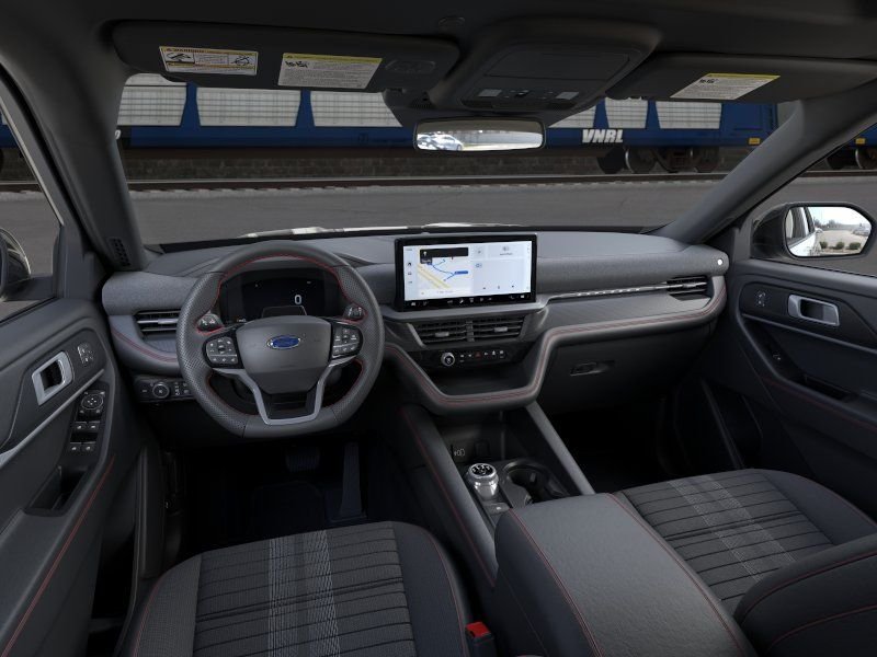 New 2026 Agate Black Metallic Ford ST-Line image 9