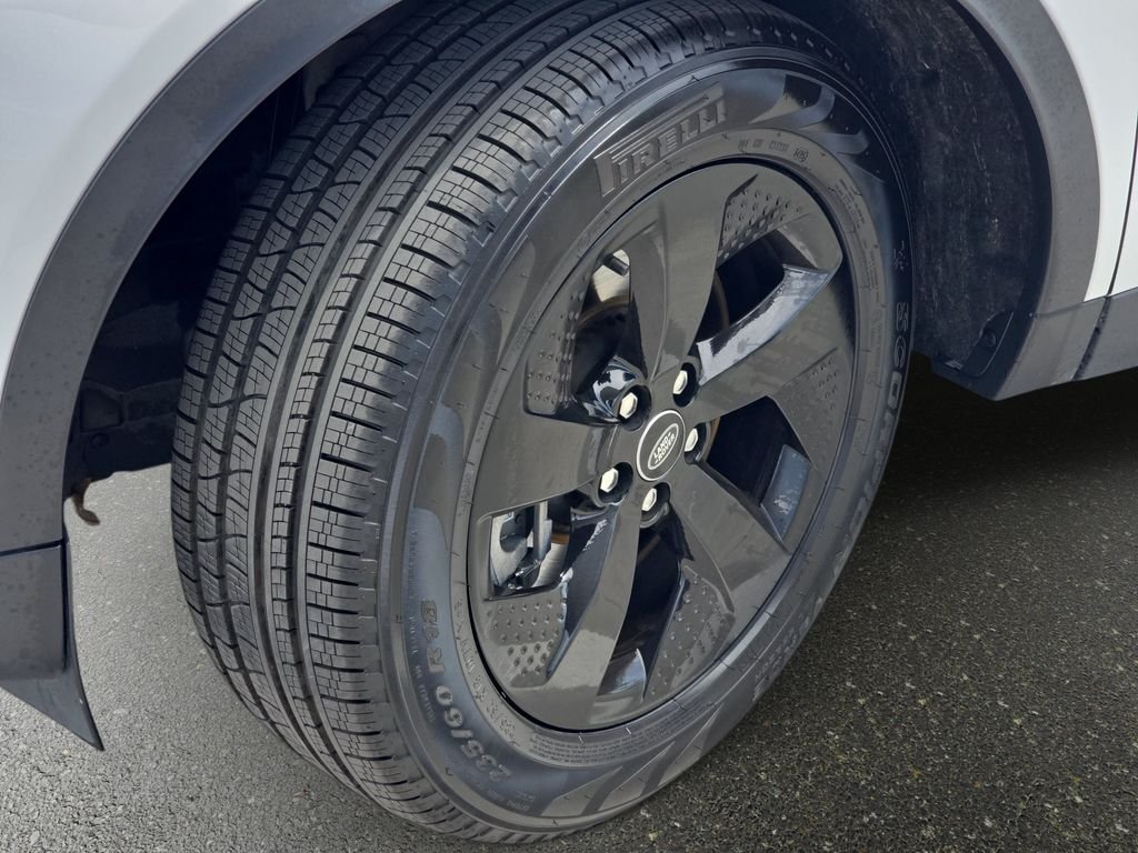 Used 2023 Fuji White Land Rover S image 36