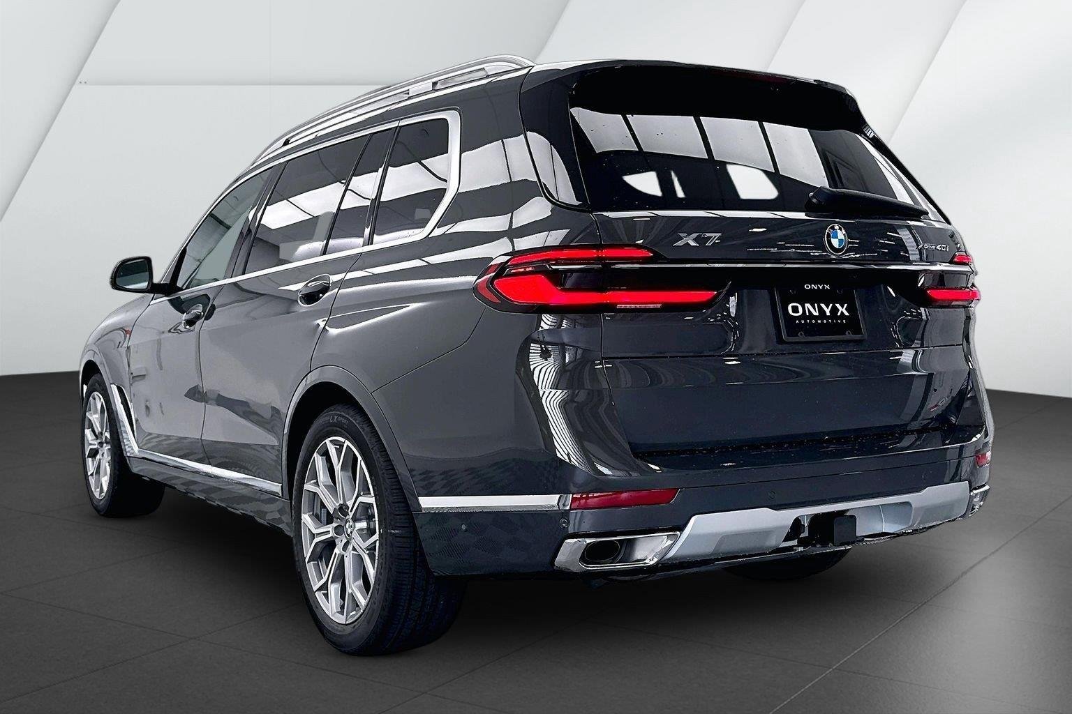 New 2027 Dravit Grey Metallic BMW xDrive40i image 7