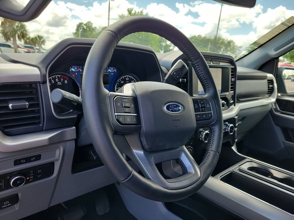 Used 2022 Blue Ford XLT image 16