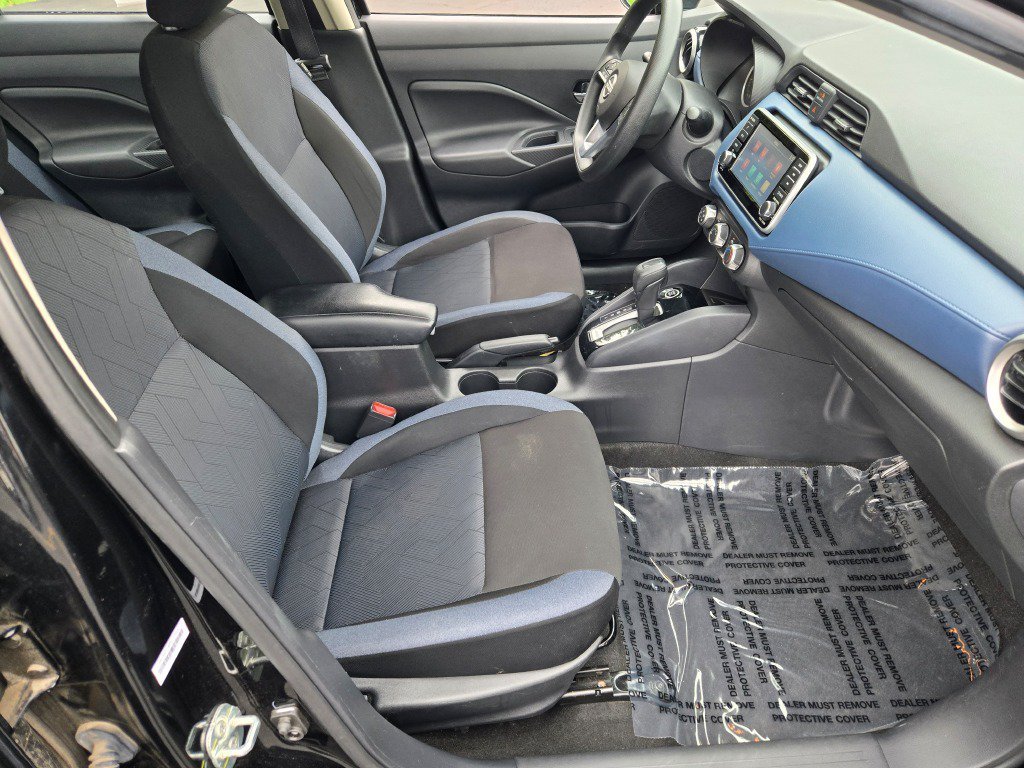 2025 Nissan Versa Sedan SV - Photo 6