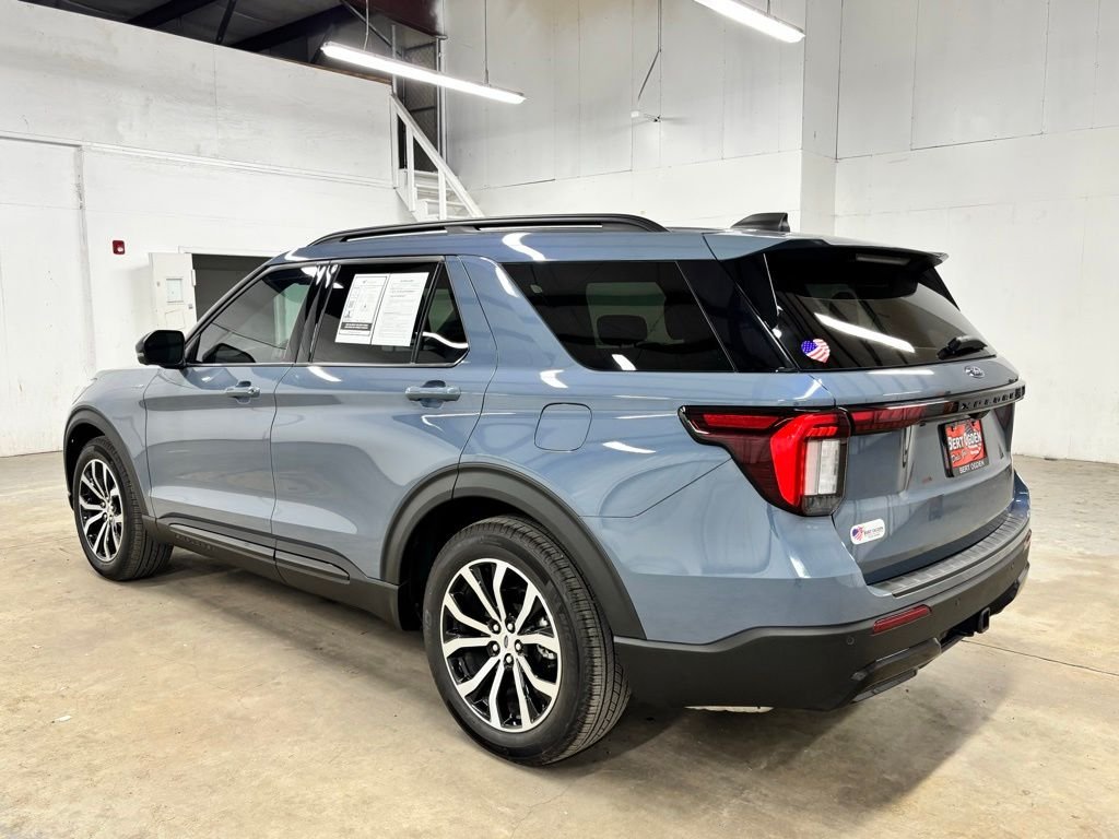 Used 2025 Blue Ford ST-Line image 6