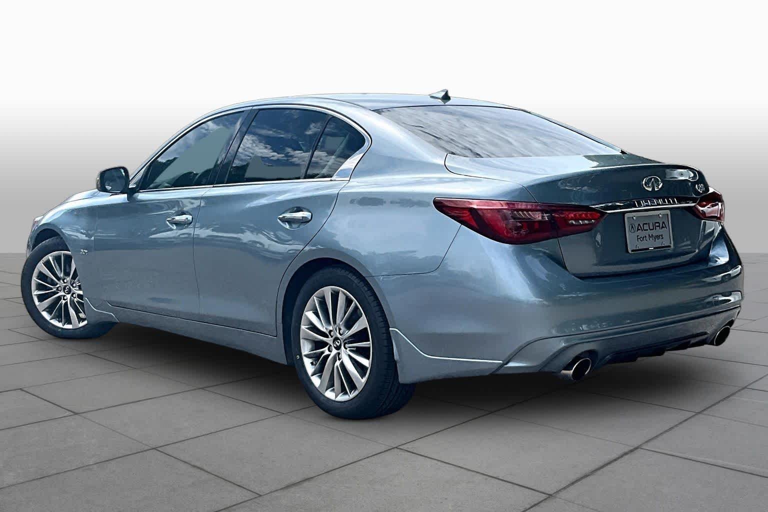 Used 2018 Hagane Blue INFINITI 3.0t LUXE image 12