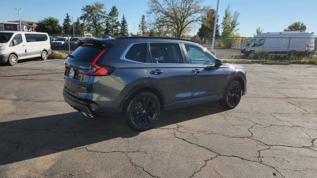 Used 2024 Meteorite Gray Metallic Honda Sport Touring image 9