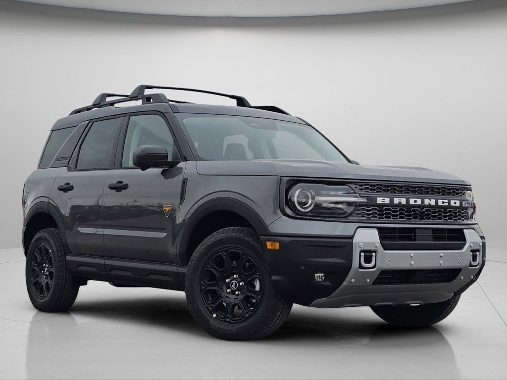 New 2026 Carbonized Gray Metallic Ford Badlands image 2